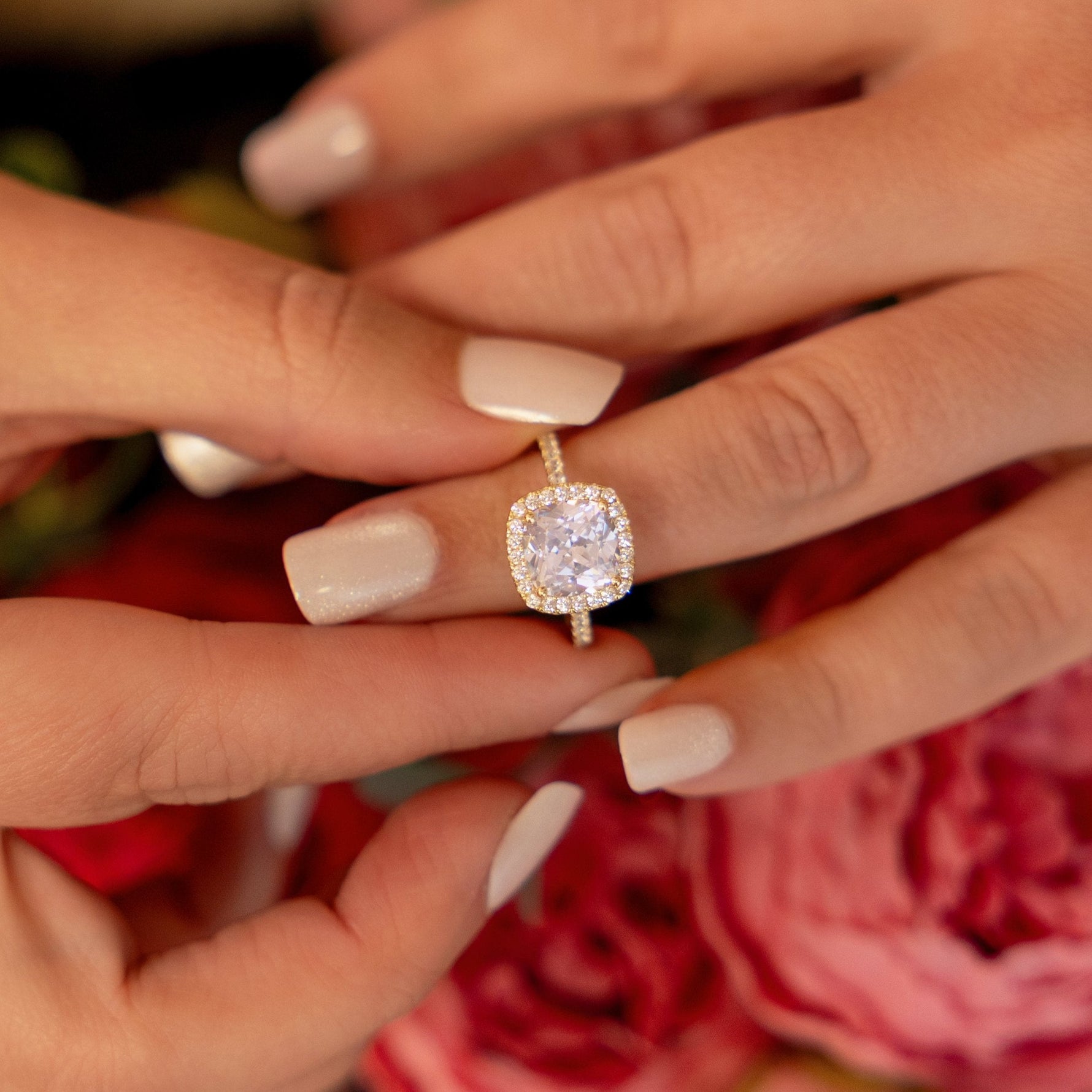 Holly in Gold - For the Romantic in You