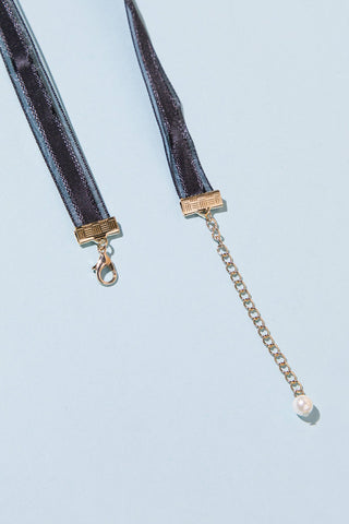 REMINISCENT LACE CHOKER - By Baano