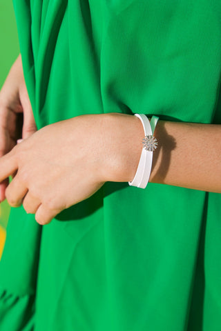 THE DAISY NEVER TAKE OFF BRACELET - By Baano