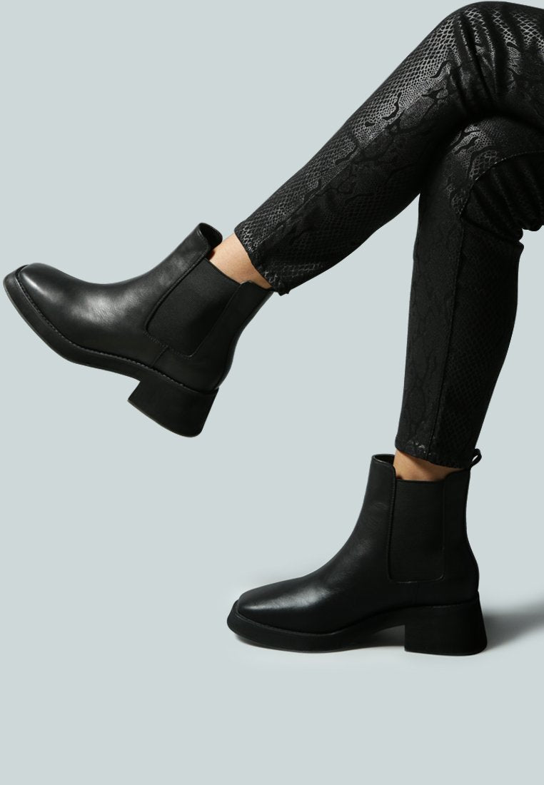 Theron Chelsea Upfront Boot