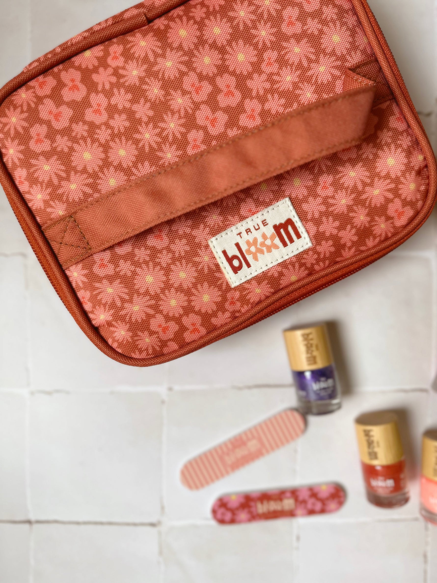 Bloom Nail Kit - By Baano