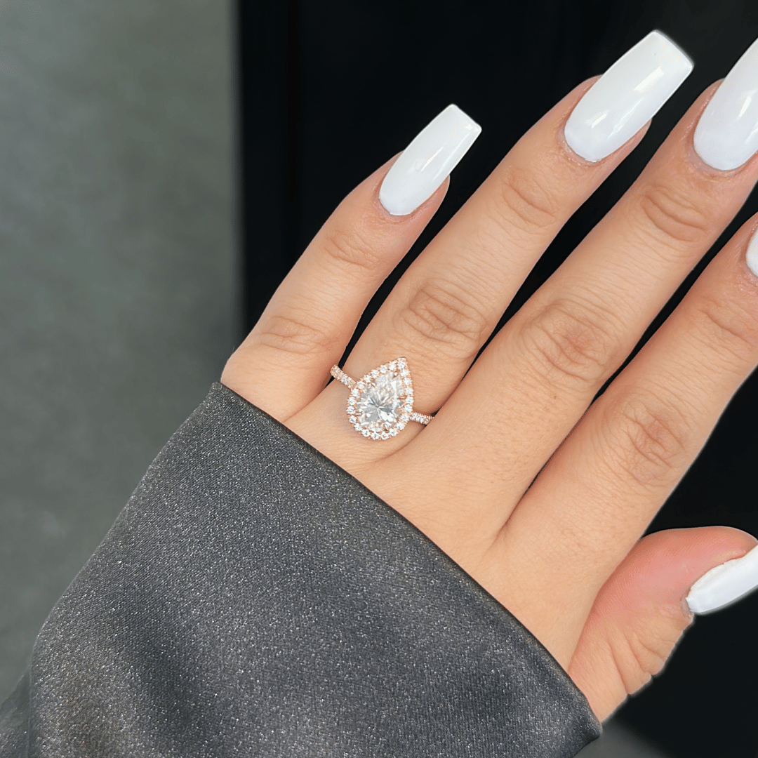 2.0ct Pear Cut Moissanite Diamond Engagement Ring Ring Deluxe Fine Jewelry