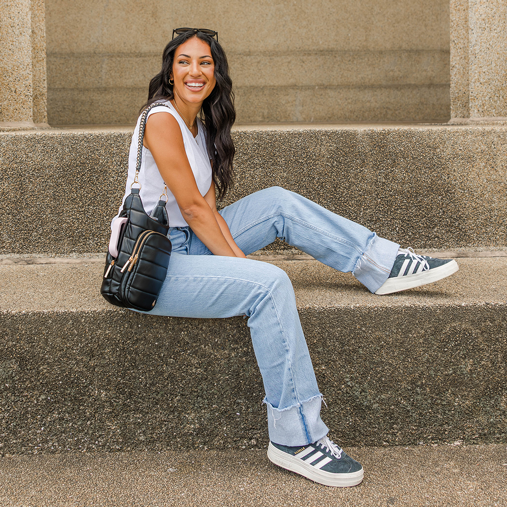 HydroBag® HANDLE™- Black Vegan Leather with Strap Bundle