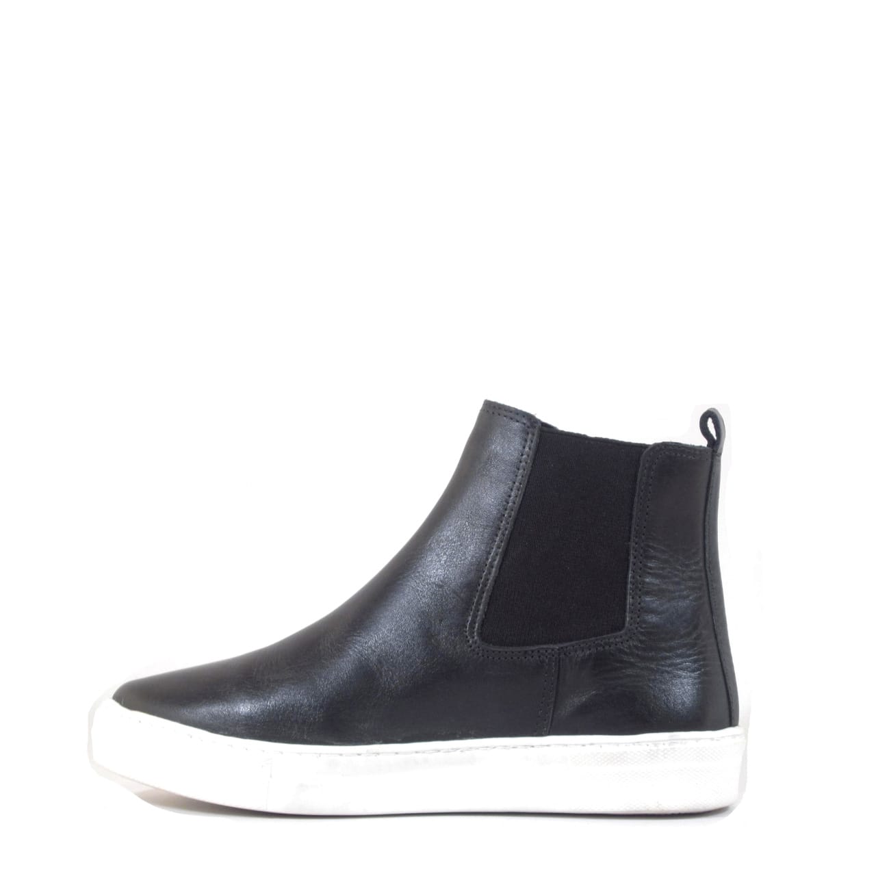 Wyoming High-Top Sneakers