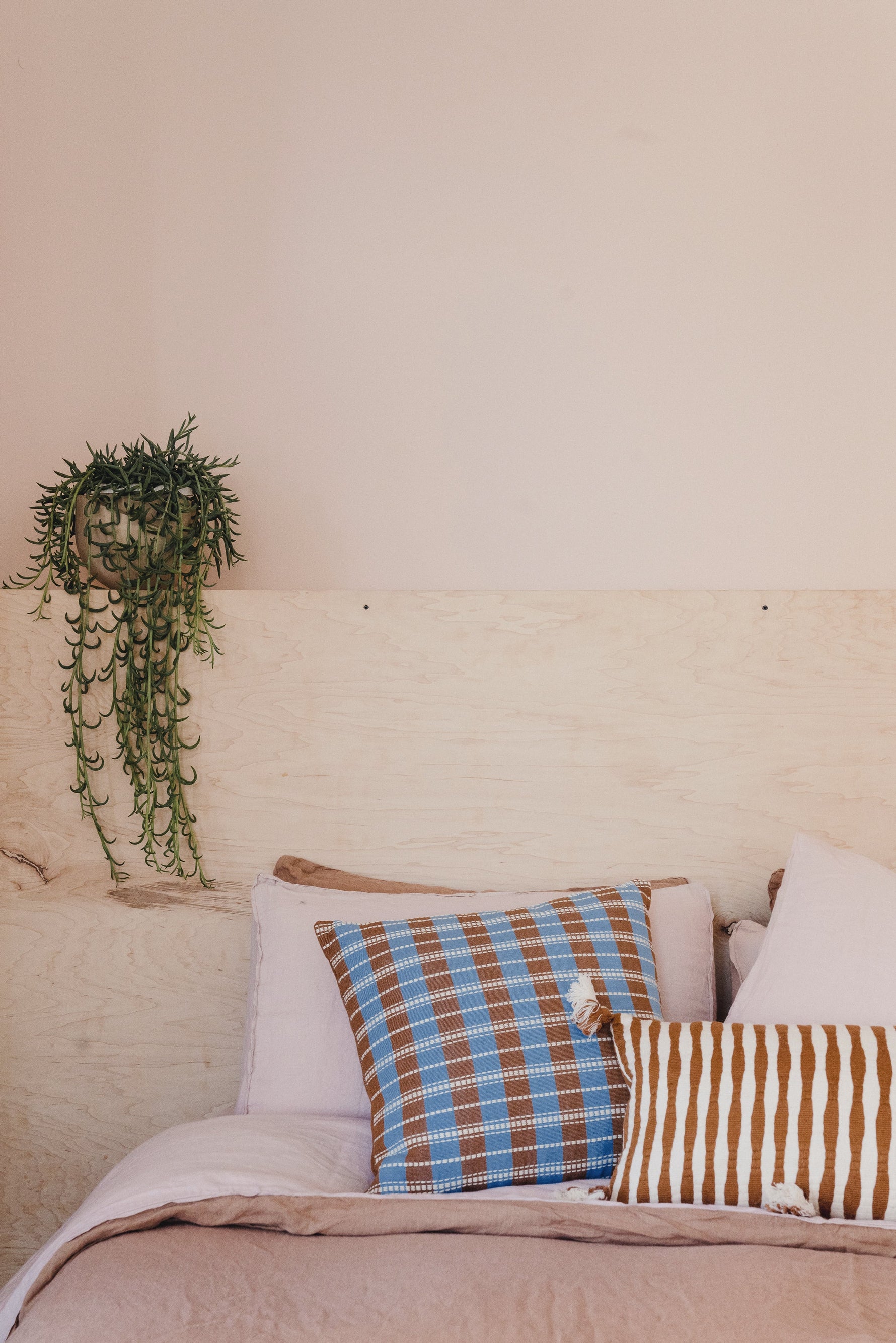 Antigua Pillow - Umber Brown