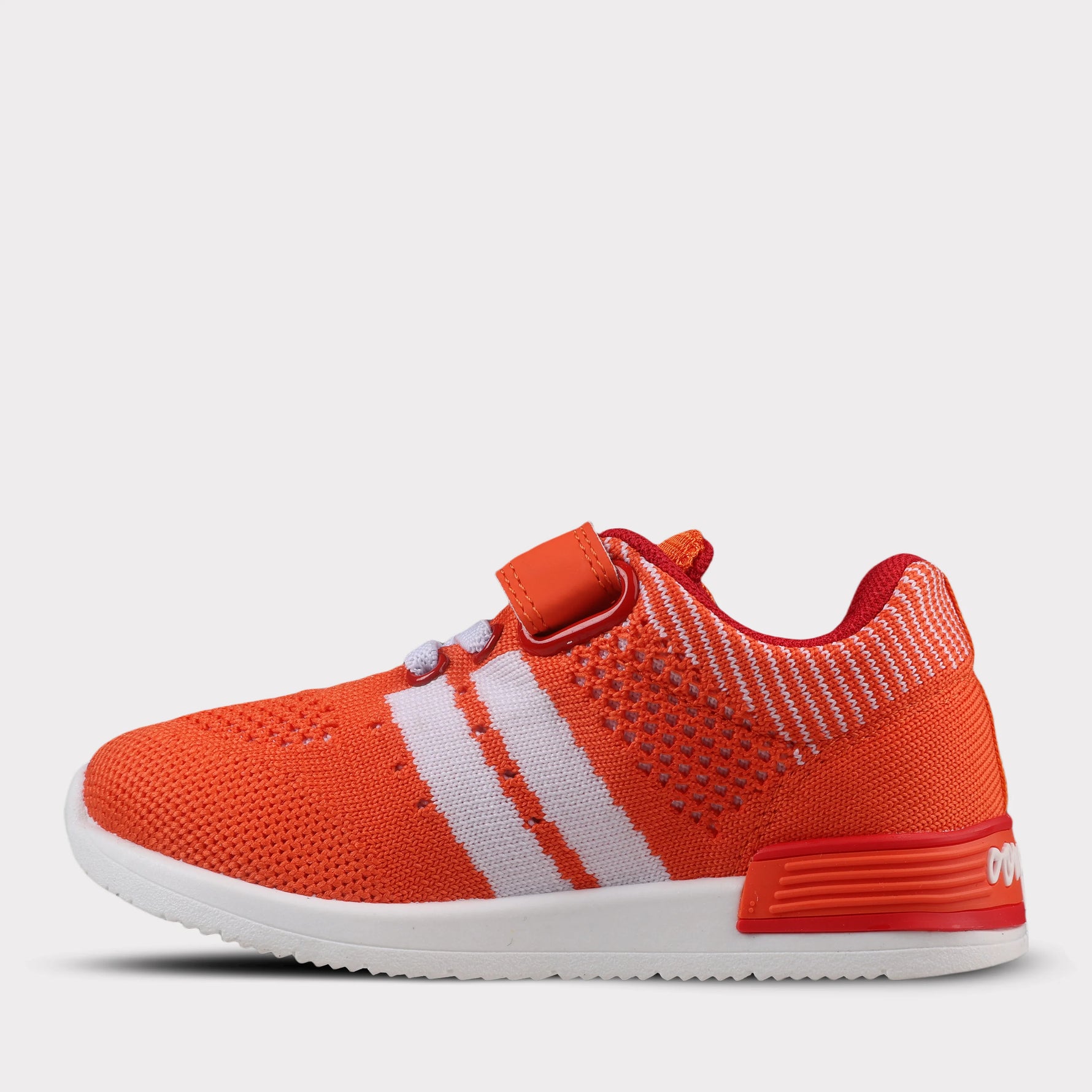 Wynn Boys Hook & Loop Sneaker