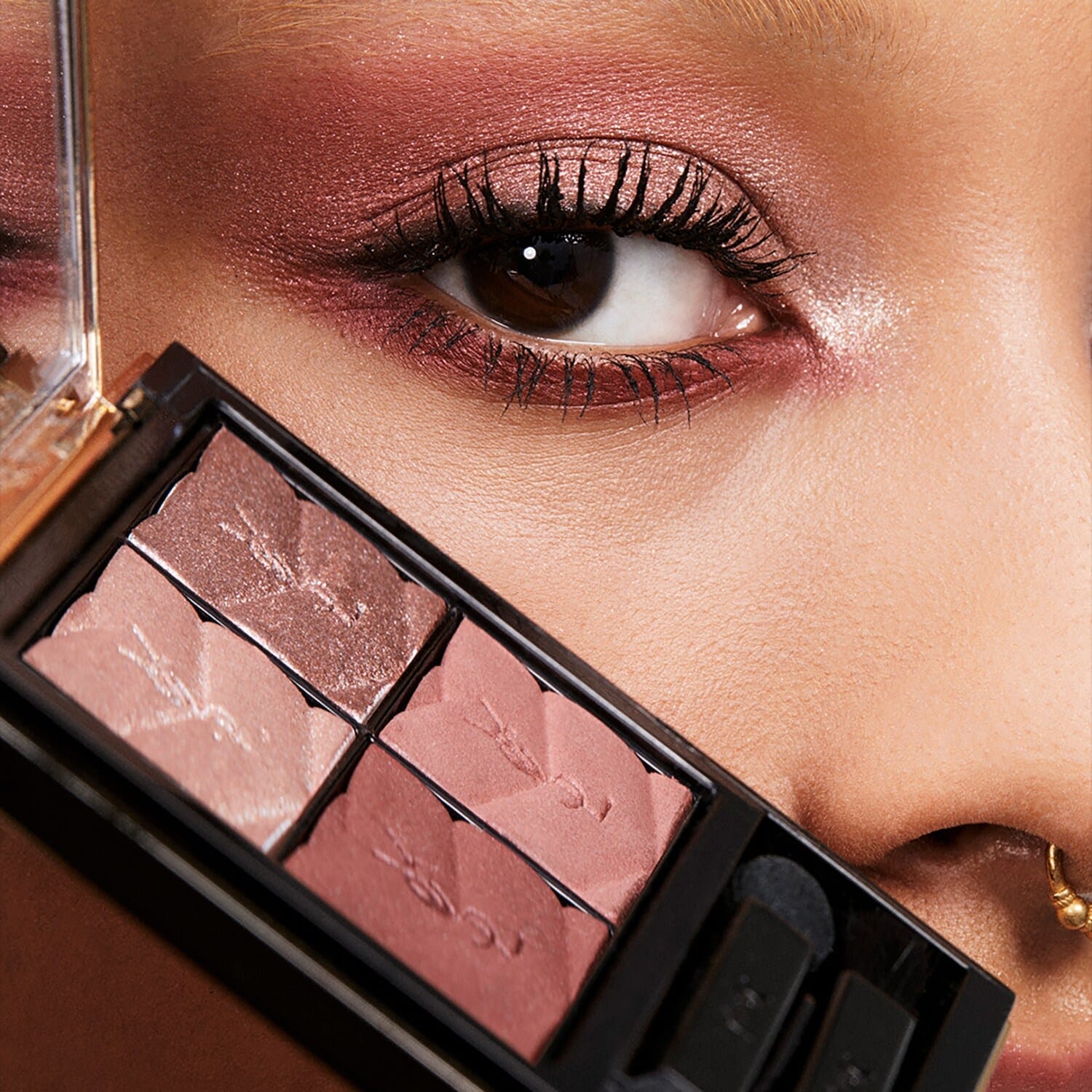 Yves Saint Laurent Couture Mini Clutch Far 100 -Gueliz Dream