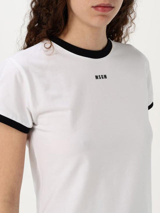 Short -sleeved t -shirt