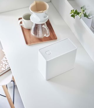 Vacuum-Sealing Coffee Storage - By Baano