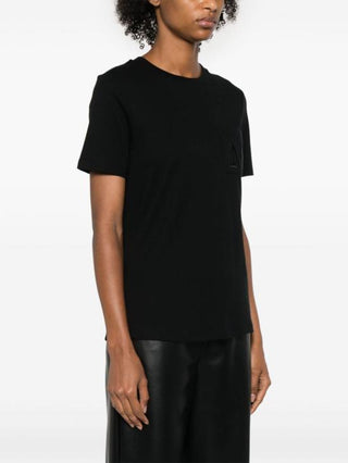 Short -sleeved t -shirt