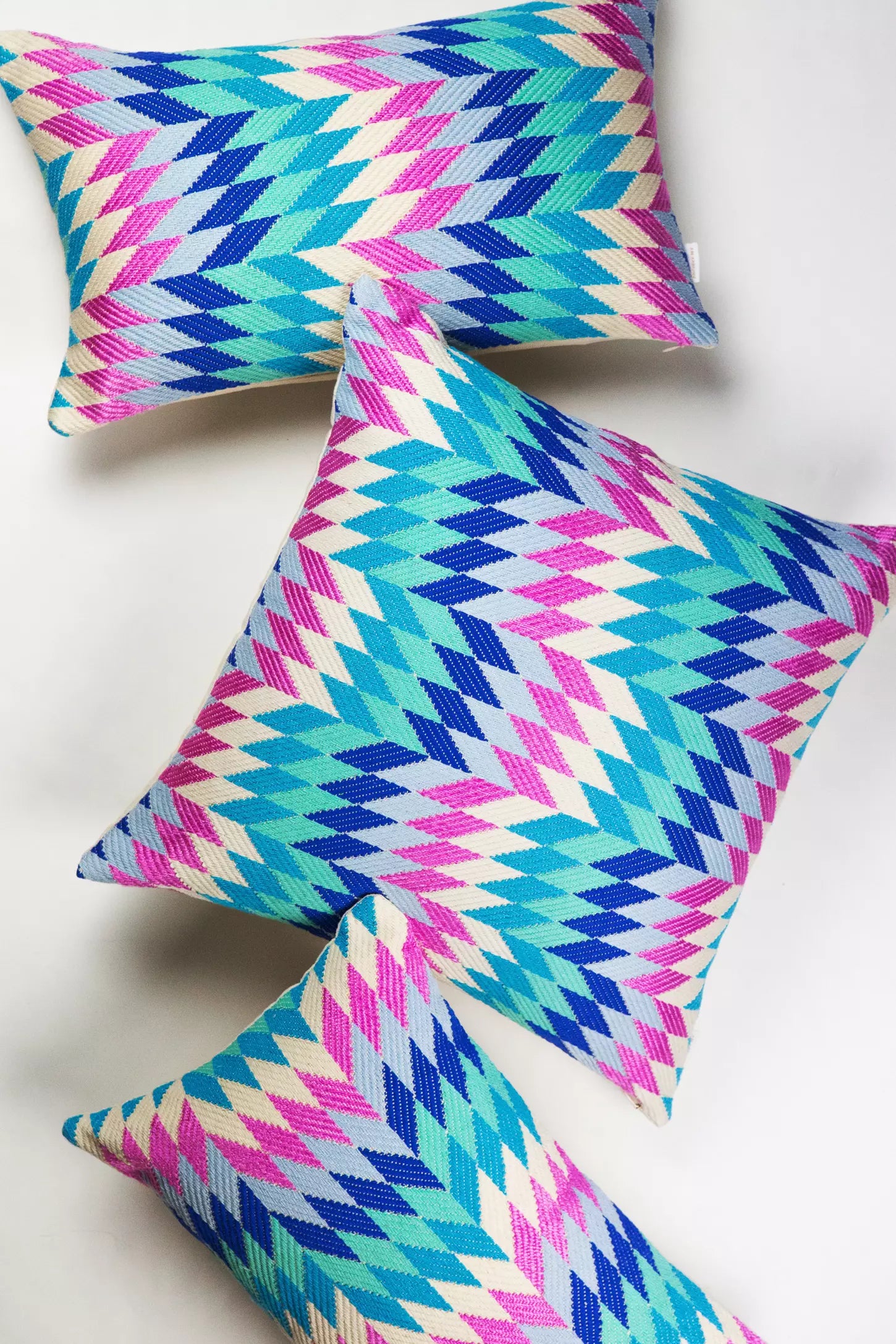 Almolonga Diamond Pillow - Blue Multi