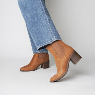 Andi | Camel Suede