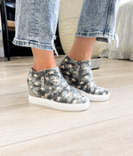 Ari Sneaker Wedge in Denim