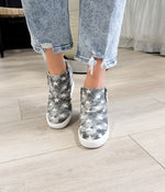 Ari Sneaker Wedge in Denim
