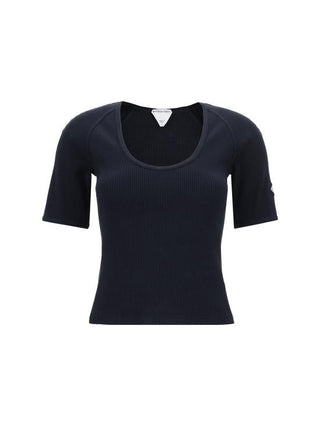 Short -sleeved t -shirt