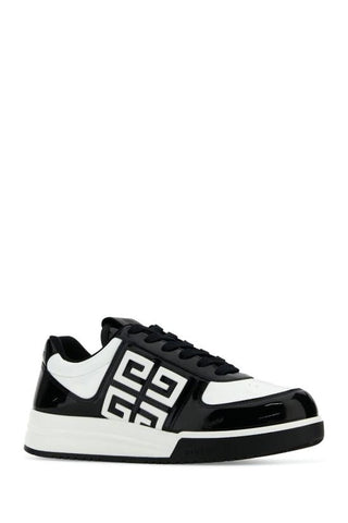 Sneakers - By Baano