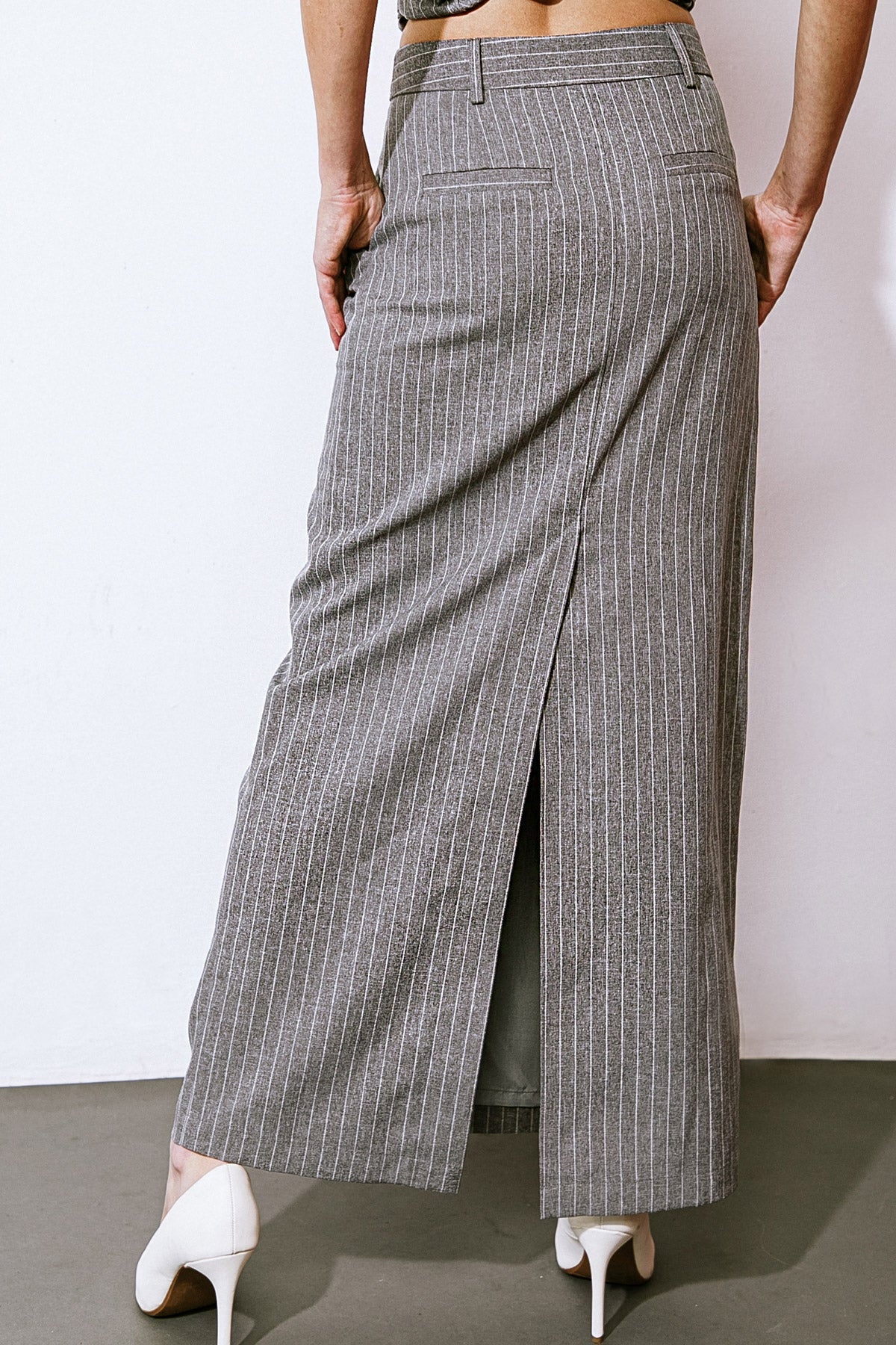 GET TO THE POINT WOVEN MIDI SKIRT - By Baano