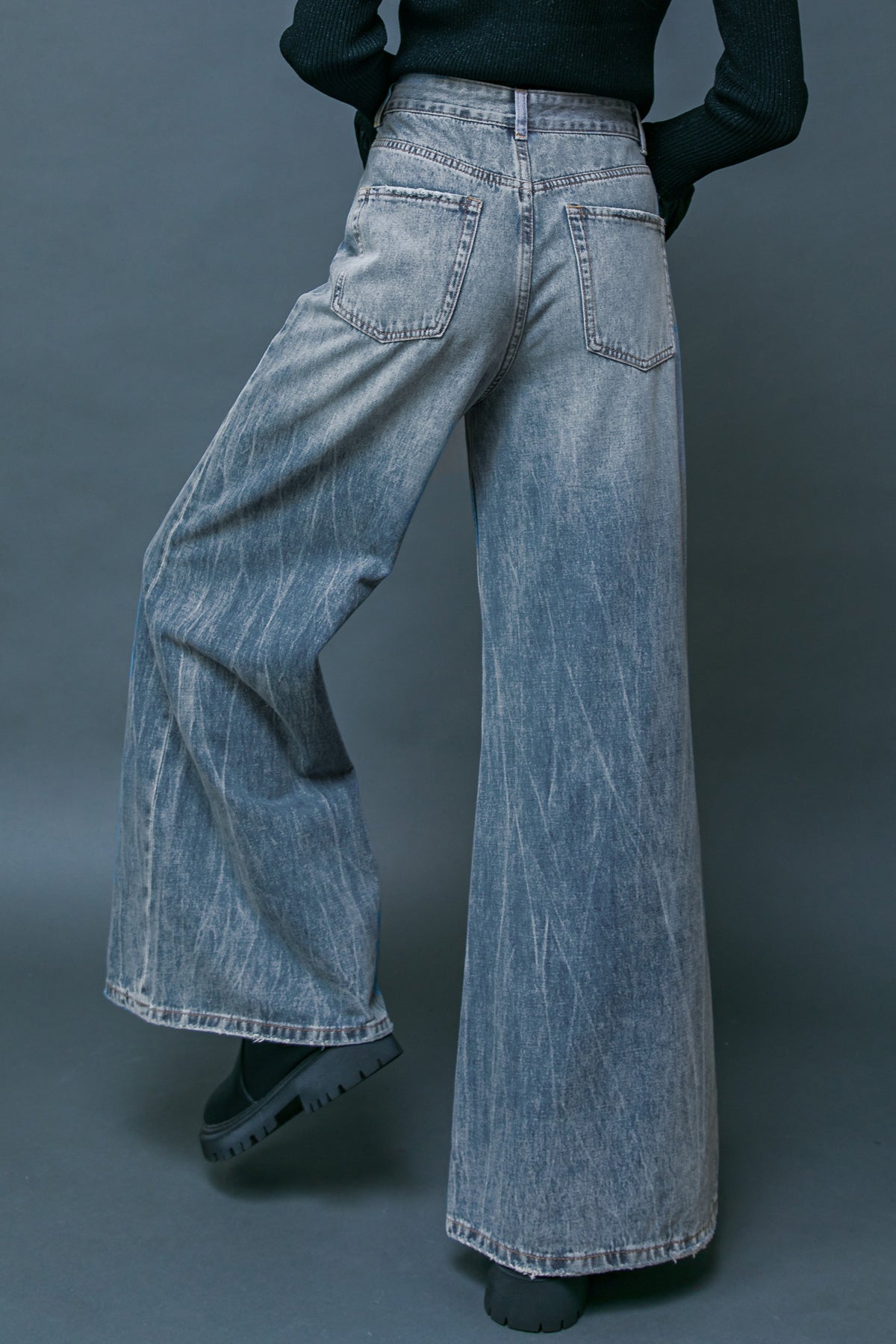 DARING TREND WASHED DENIM PANTS - By Baano
