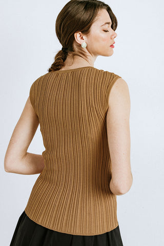 SET THE PACE KNIT TOP - By Baano