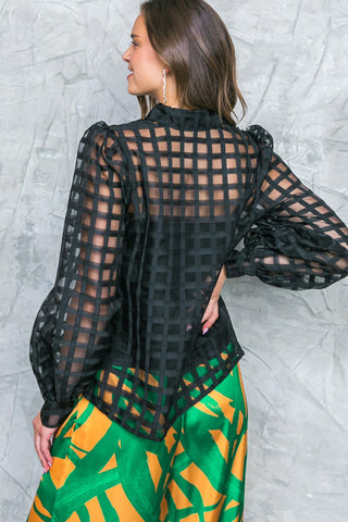 FLUTTERING ON WOVEN TOP - By Baano