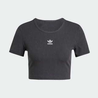 Short -sleeved t -shirt