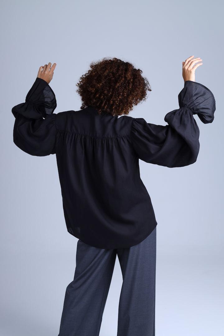 Protagonista Tencel Bow-Tie Black Blouse With Voluminous Airy Sleeves ETNA