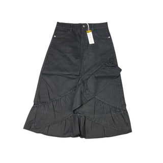 DENIM SKIRT WITH RUFFLE DETAIL