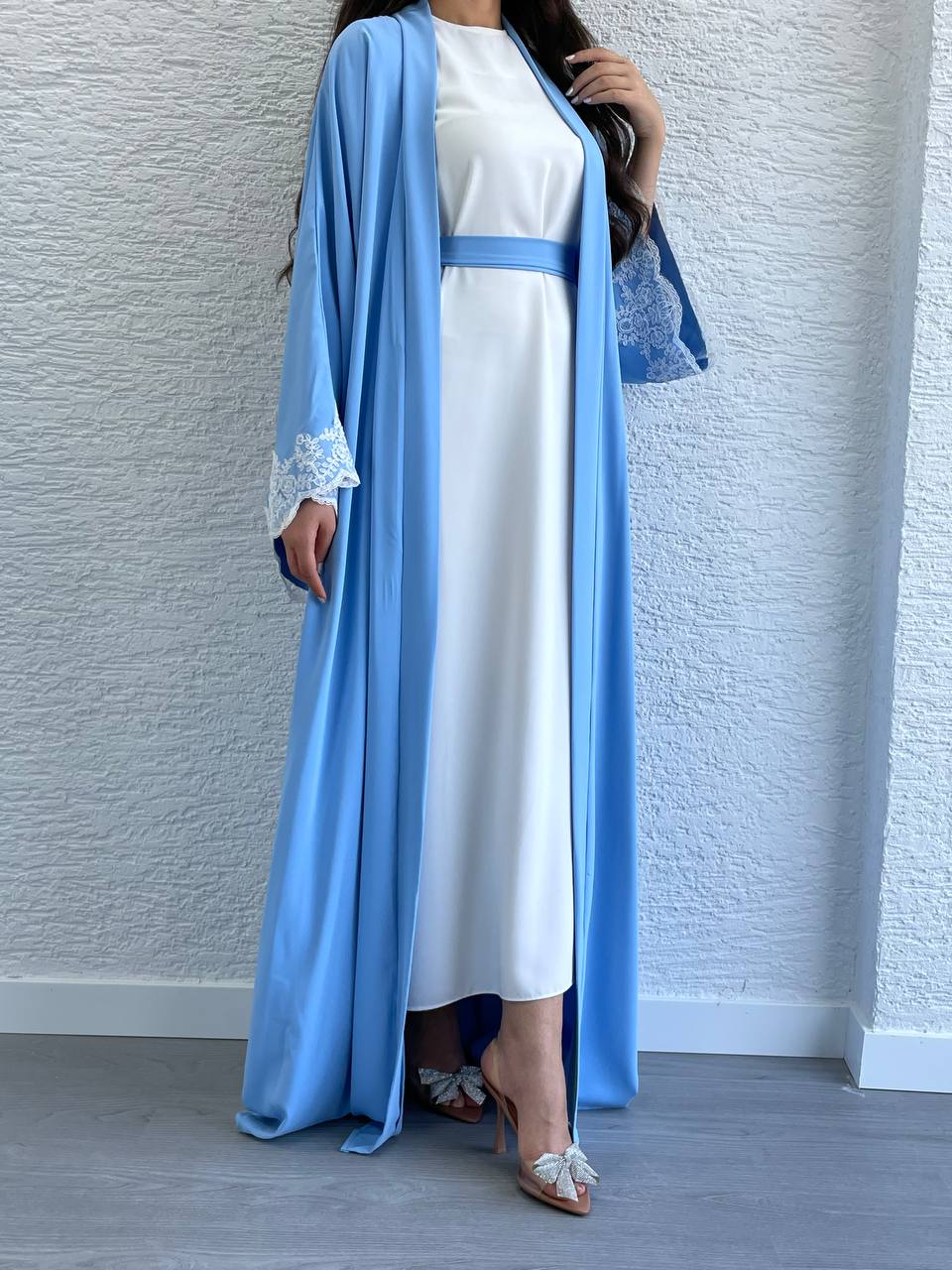 Dazzling Two-Piece Lace Sleeve Abaya - Glamourous Grace