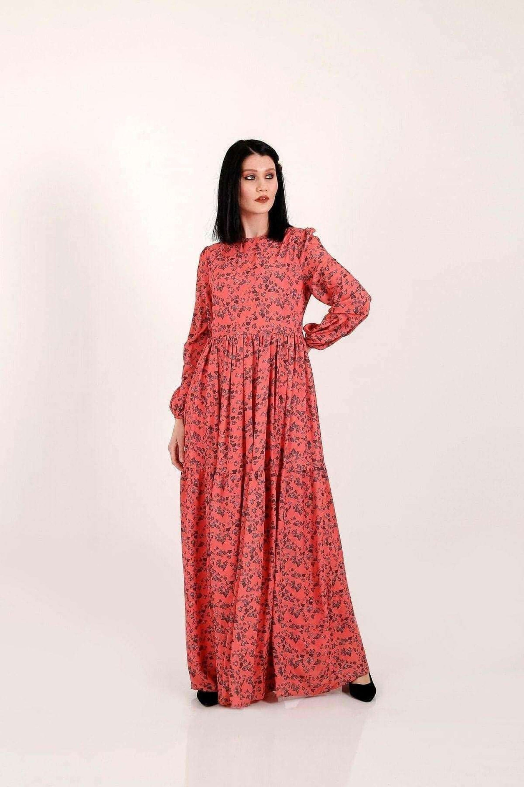 Ellan Maxi Dress With Long Sleeve - By Baano