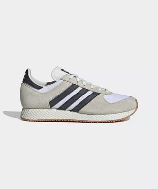 Sneakers - By Baano