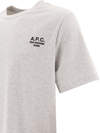 Short -sleeved t -shirt