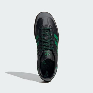 Sneakers - By Baano