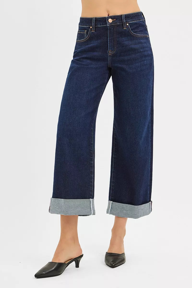 Risen Mid Rise Ankle Jeans With Wide Roll Up Cuffs Details
