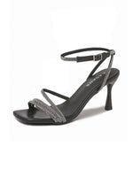 Chloe | Black J.Adams