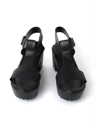 Corby | Black