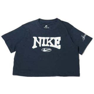 Short -sleeved t -shirt