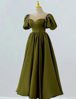 Women's Elegant Green Satin Prom Dress | Short Sleeve Evening Gown