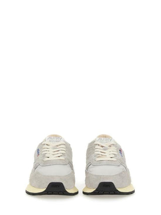 Sneakers - By Baano