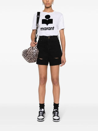 Short -sleeved t -shirt