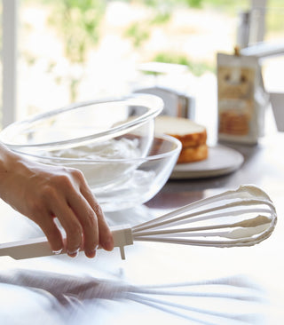 Floating Whisk - Silicone + Nylon - By Baano