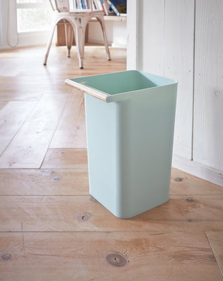Trash Can - By Baano