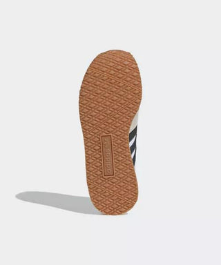 Sneakers - By Baano