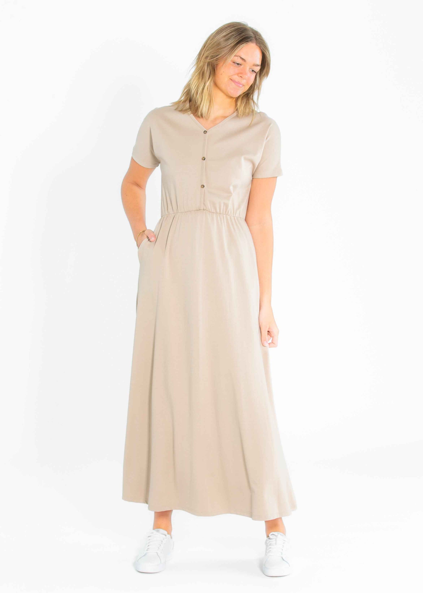 Ella Cinched Waist Maxi Dress