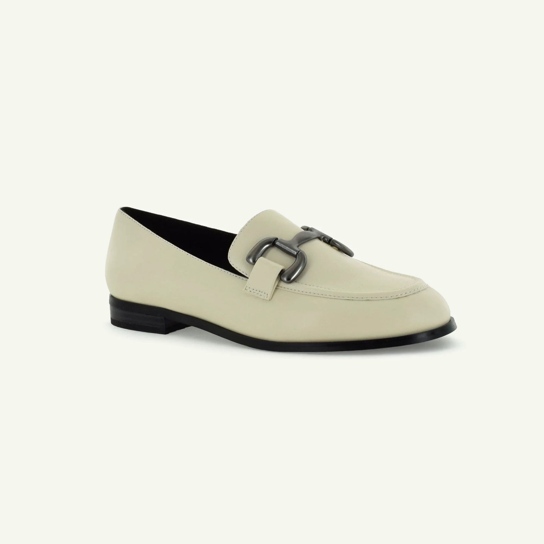 GEORGINA: CLASSIC LOAFER - ECRU - By Baano