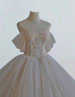 Elegant Off-Shoulder Pleated Tulle Prom Dress with Beading