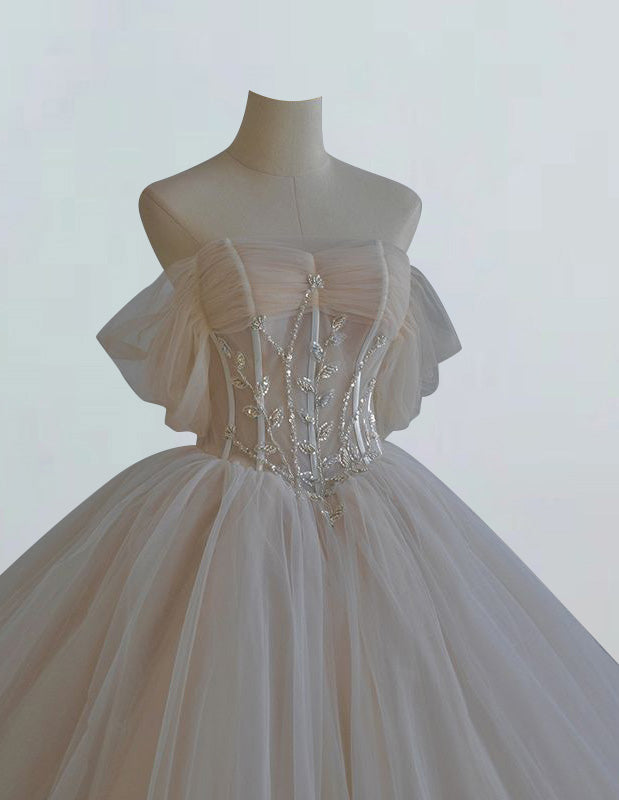 Elegant Off-Shoulder Pleated Tulle Prom Dress with Beading