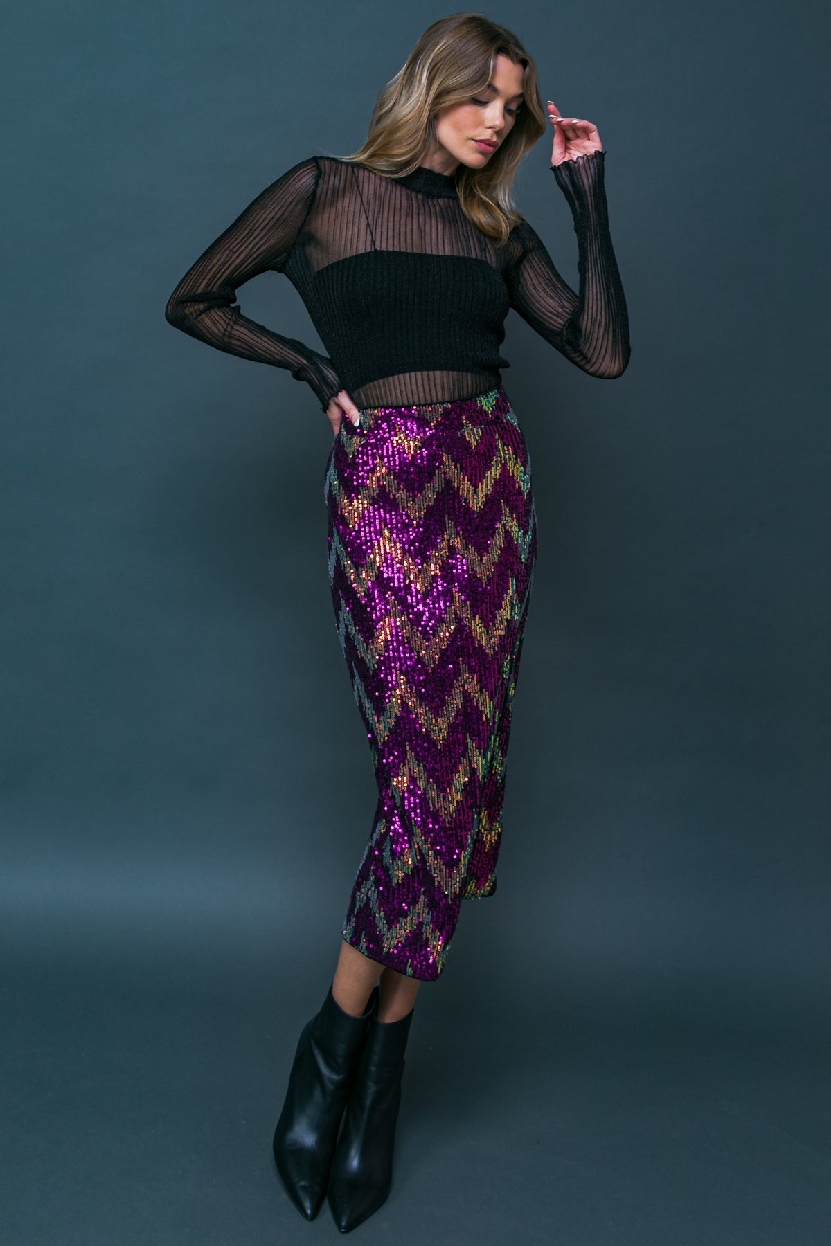 PERFECT ESSENTIAL LIGHTWEIGHT SWEATER TOP - By Baano