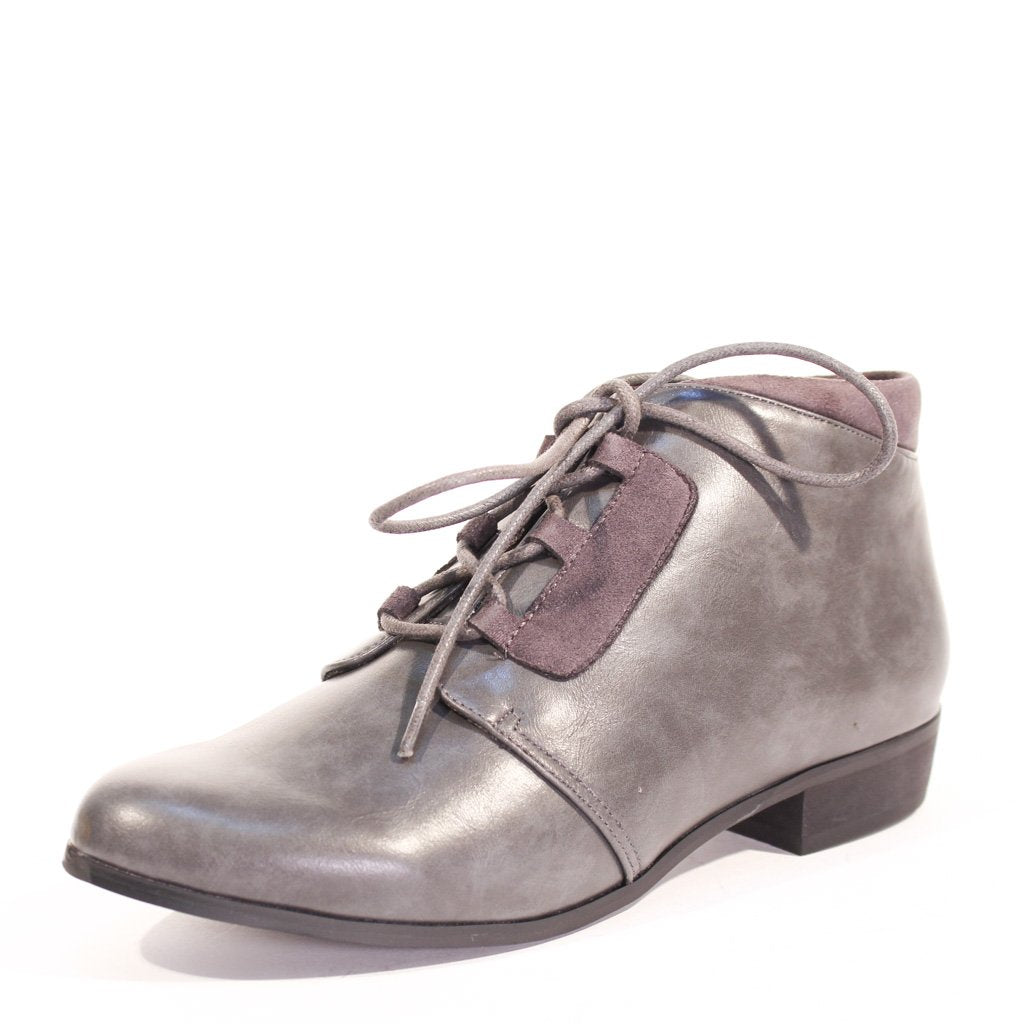 Felix Retro Booties Chelsea Crew