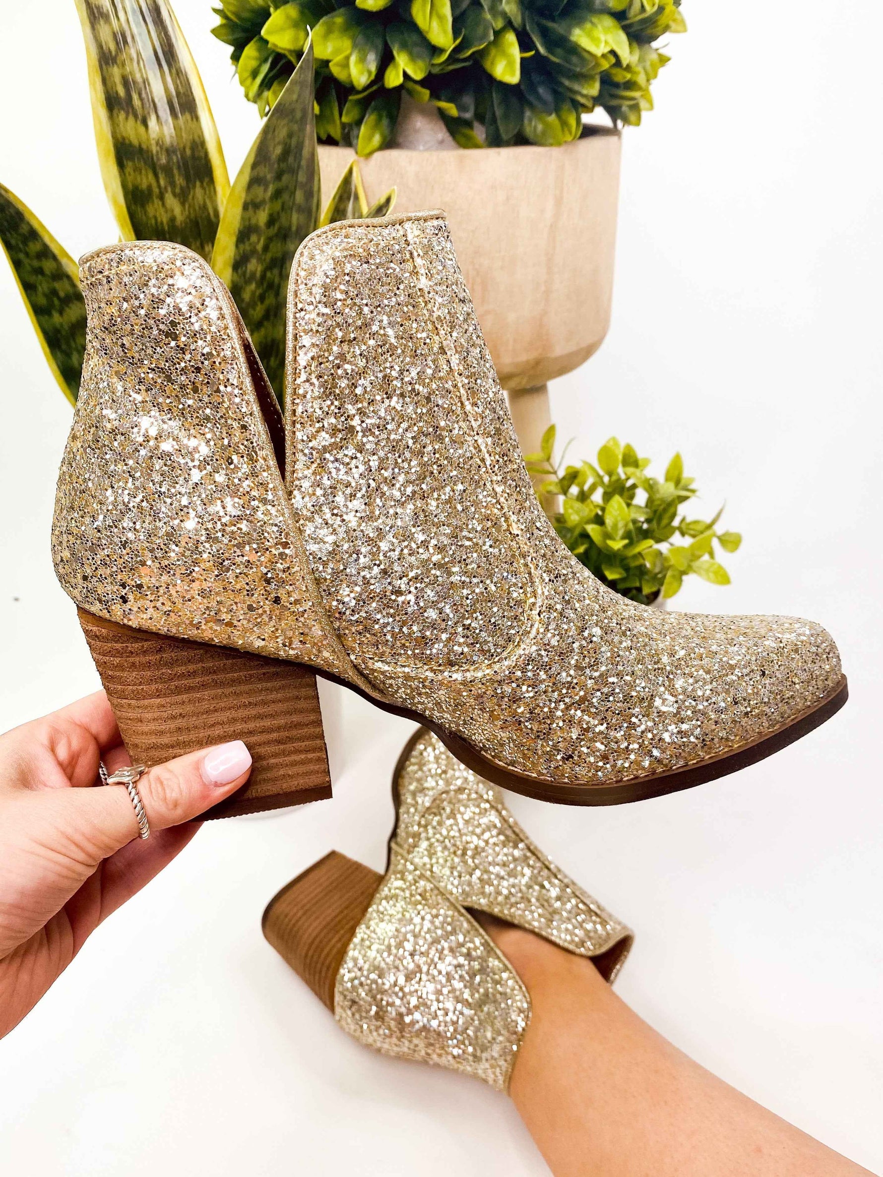 Fiera Glitter Booties in Gold