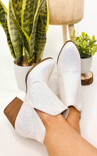 Fiera Glitter Booties in White - By Baano